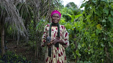 In Cameroon, breaking barriers for women in restoration 