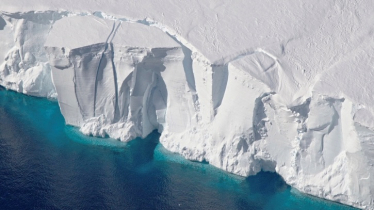 Antarctic faces melting ’tipping point’ as oceans warm: Study