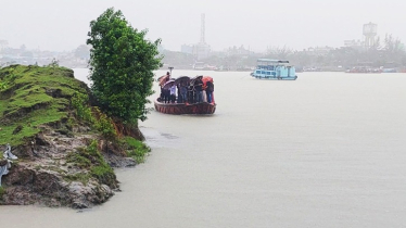 Tidal surge may inundate coastal districts as Cyclone Dana approaches